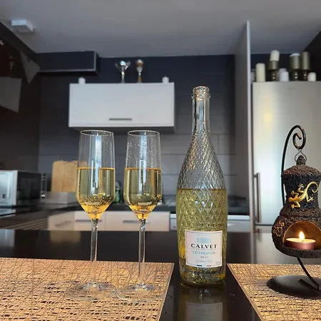 Excellent View Julia